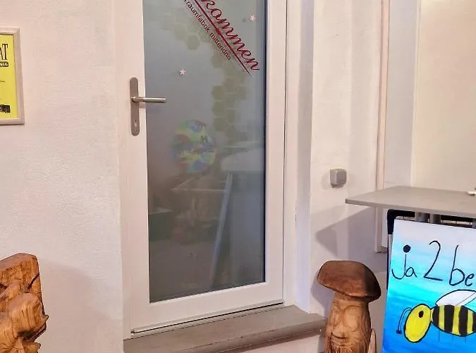 Gaestequartier Mittendrin In Anhalt Apartment