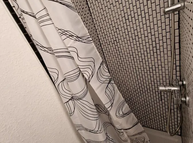 Gaestequartier Mittendrin In Anhalt * Coswig (Anhalt)